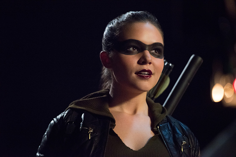  Arrow Season 5: One Character Saved, Another May Be In Trouble