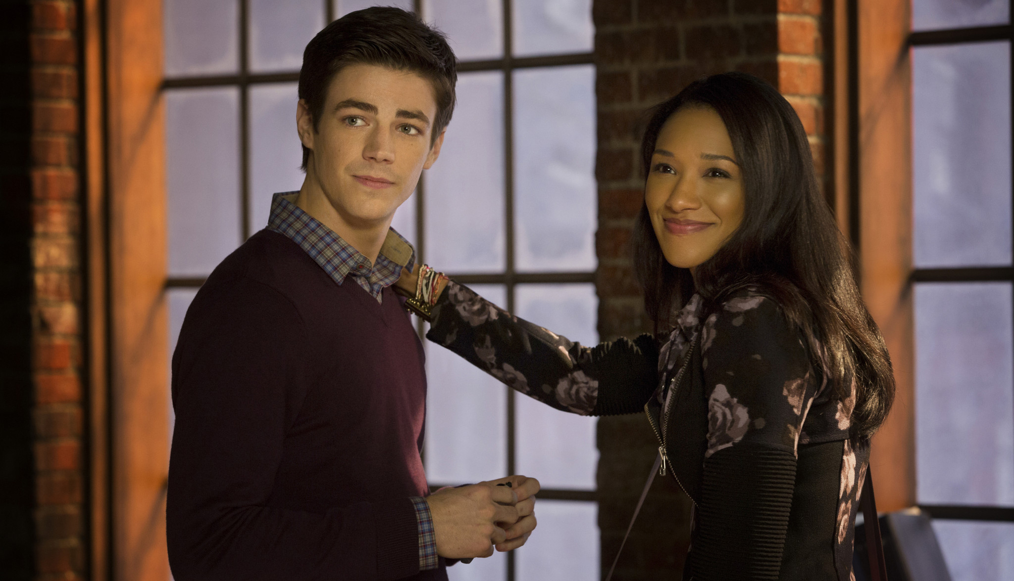 The Flash -- "Pilot" -- Image FLA101b_0360 -- Pictured (L-R): Grant Gustin as Barry Allen and Candice Patton as Iris West -- Photo: Jack Rowand/The CW -- Ã?Â© 2014 The CW Network, LLC. All rights reserved