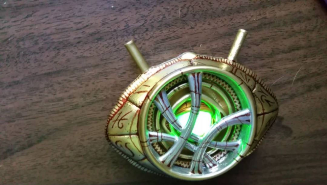 Doctor Strange Director Eye of Agamotto 