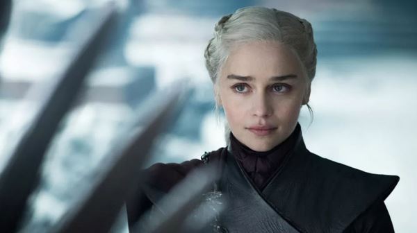 Emilia Clarke to Play Zatanna in DCEU