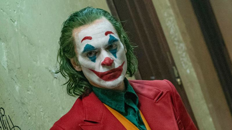 Joker Joaquin Phoenix in Accident with Paramedics' Truck