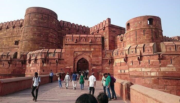 Places to Visit in Agra