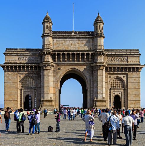 places to visit near gateway of india