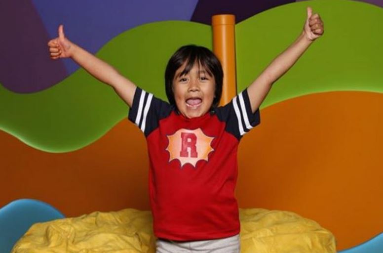 8 Year Old Highest Earning Youtuber