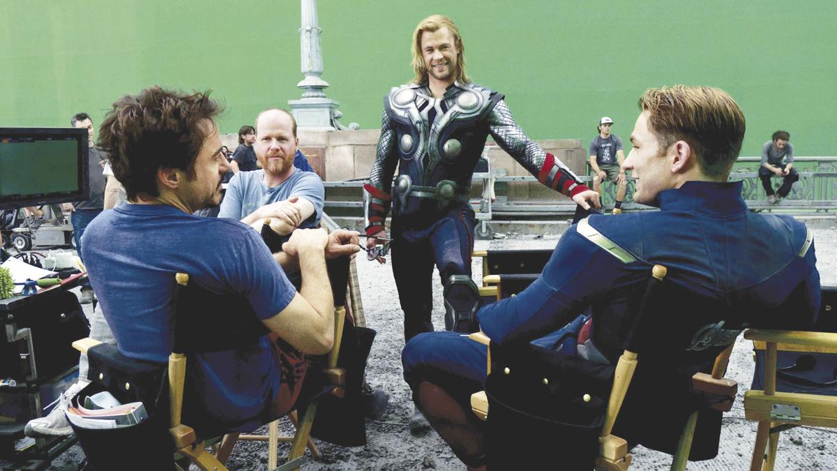 Marvel: 15 Best Behind The Scenes Photos You Have To See