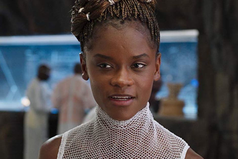 Shuri Synthesize a New Heart Shaped Herb In Black Panther 2