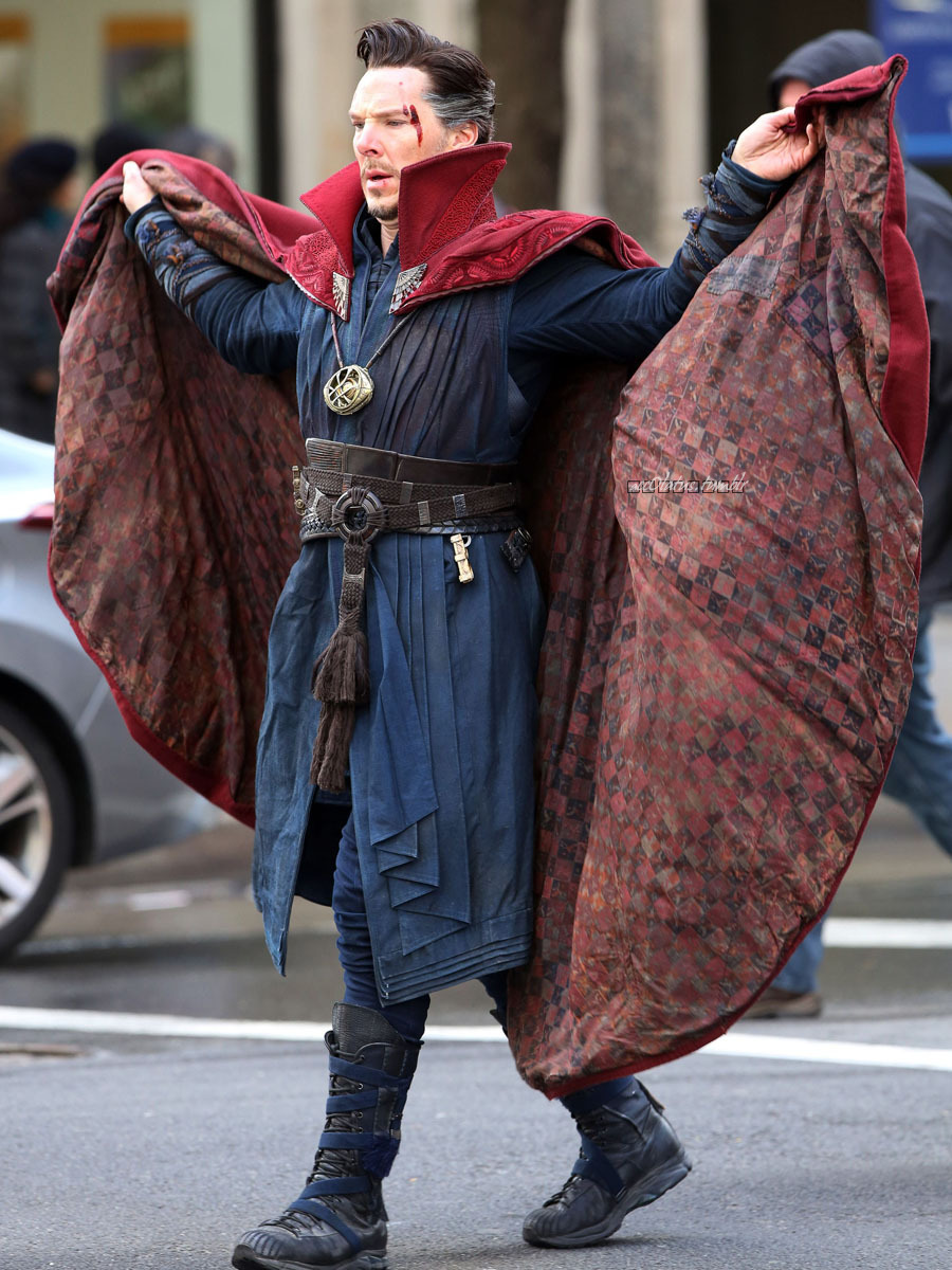  Unseen Pictures of Doctor Strange From Marvel Movie Sets