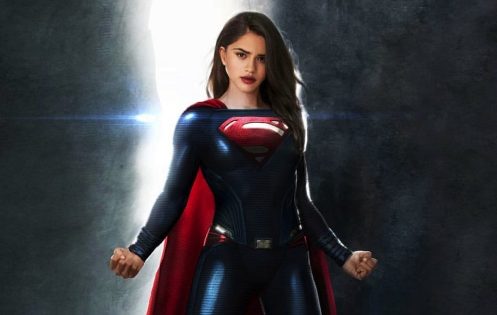 The Flash Director Reveals First Look At The Suit of Supergirl