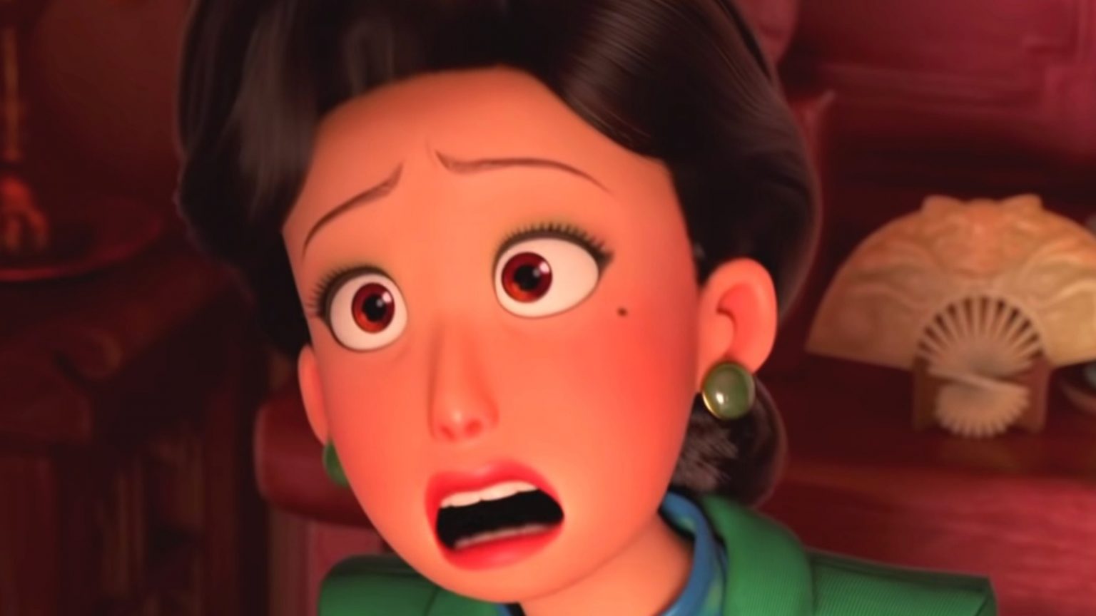 Turning Red Why Meilin's Mom's Panda Was So Big??